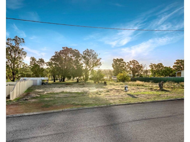 5 Barrington Knight Road, Yarloop WA 6218
