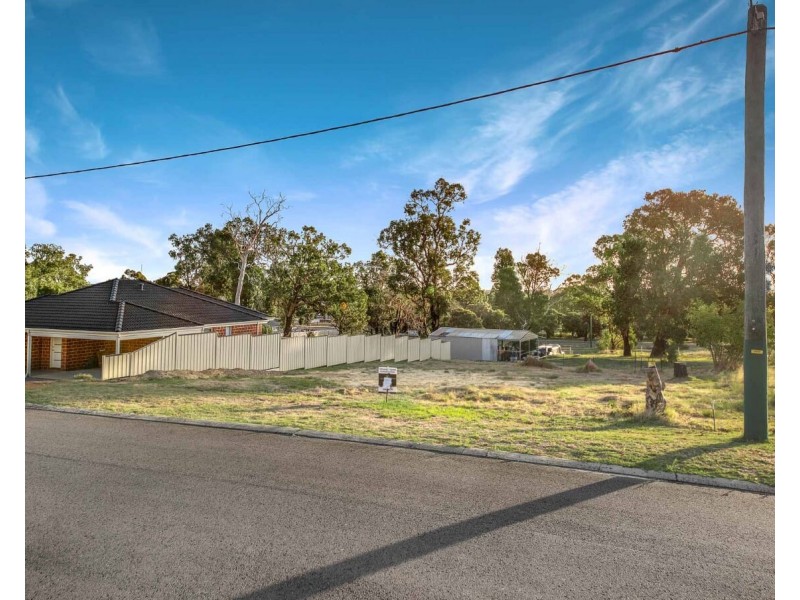 5 Barrington Knight Road, Yarloop WA 6218
