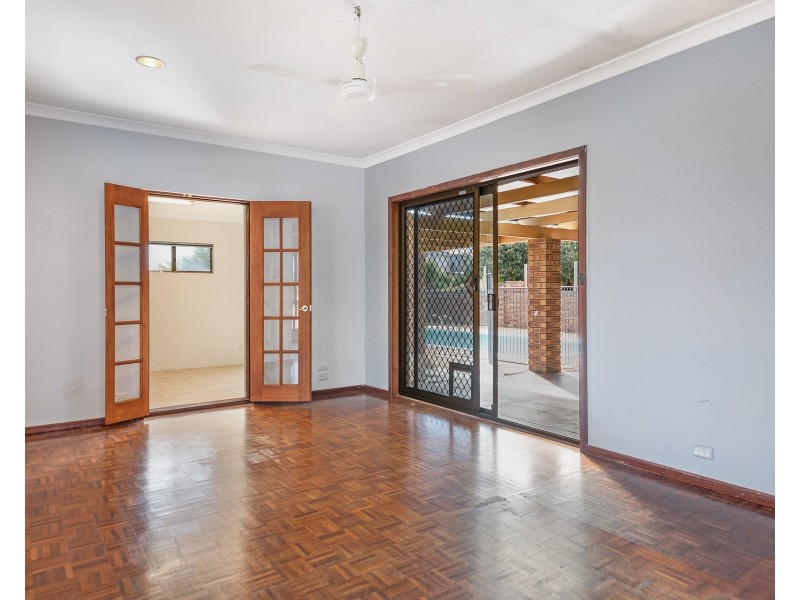 28 Latour Street, Australind WA 6233