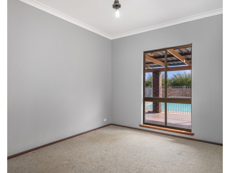 28 Latour Street, Australind WA 6233