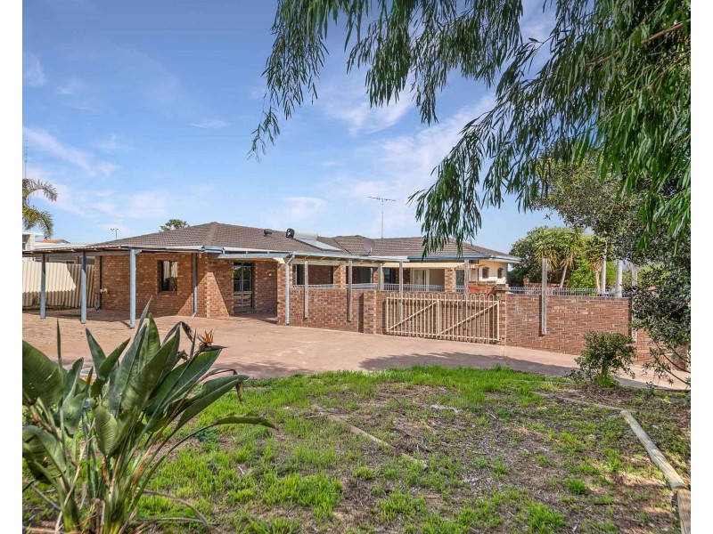 28 Latour Street, Australind WA 6233