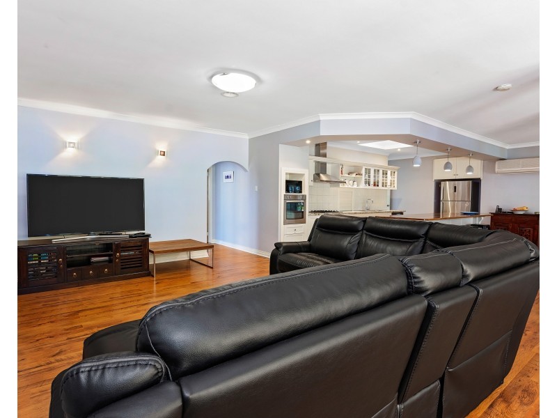 18 Cooke Street, South Bunbury WA 6230