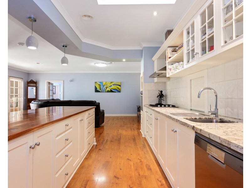 18 Cooke Street, South Bunbury WA 6230