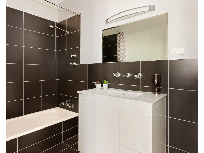 18 Cooke Street, South Bunbury WA 6230