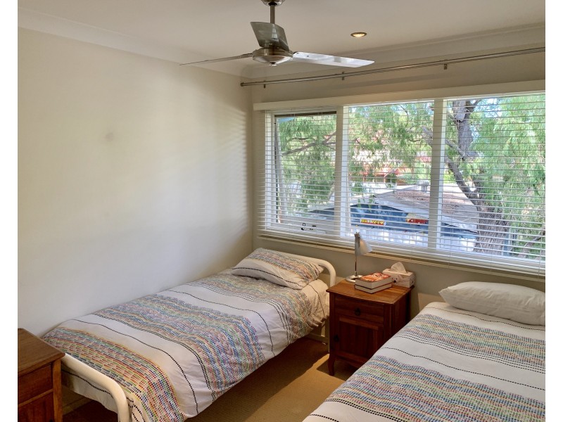 10 Locke Street, Abbey WA 6280