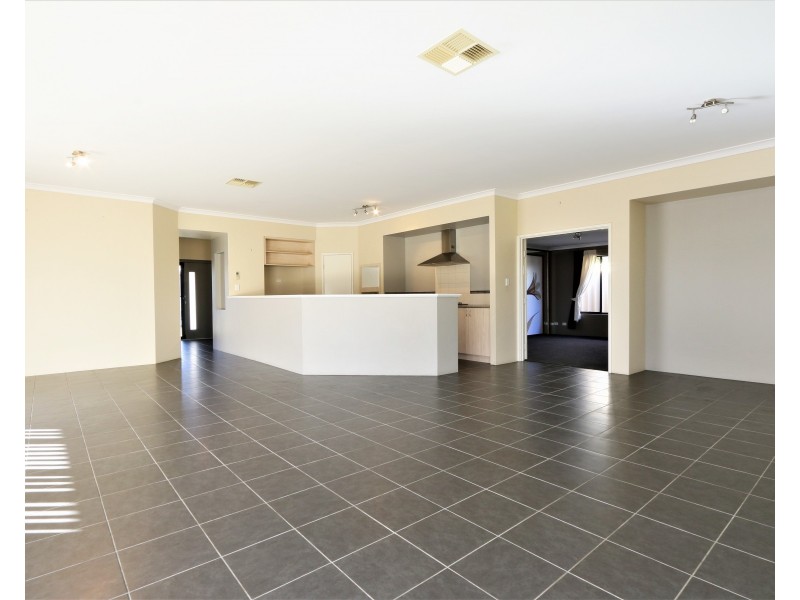 10 Nicolay Approach, Dalyellup WA 6230