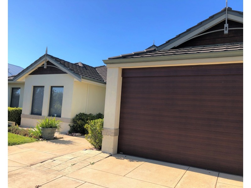 11 Nougat Crescent, Yalyalup WA 6280