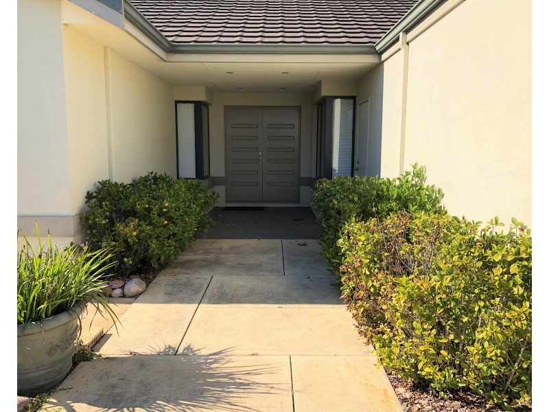 11 Nougat Crescent, Yalyalup WA 6280