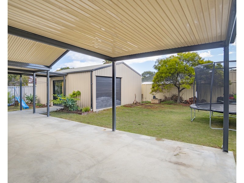 1 Karri Court, Broadwater WA 6280