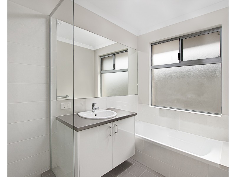 40 Kenwyn Drive, Kealy WA 6280
