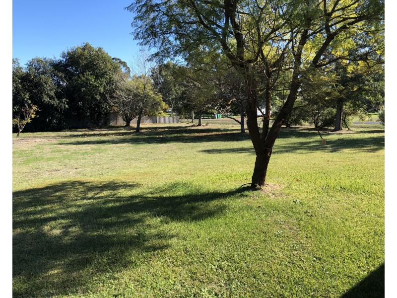 15 Payne Road, Capel WA 6271