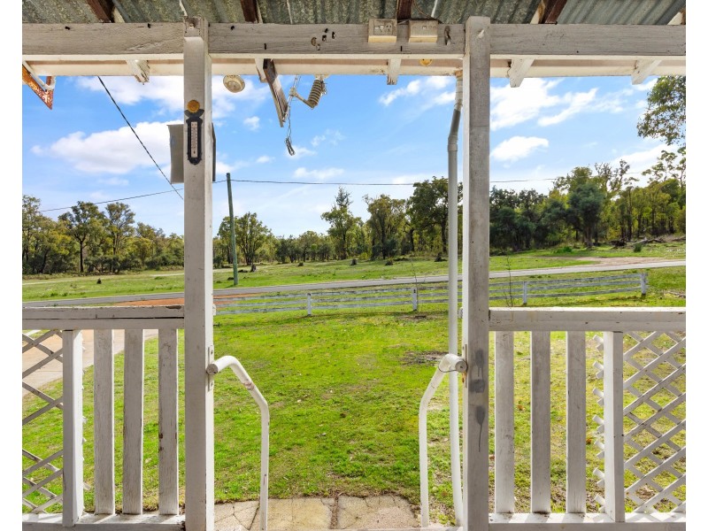 4 Bickerton Street, Collie WA 6225