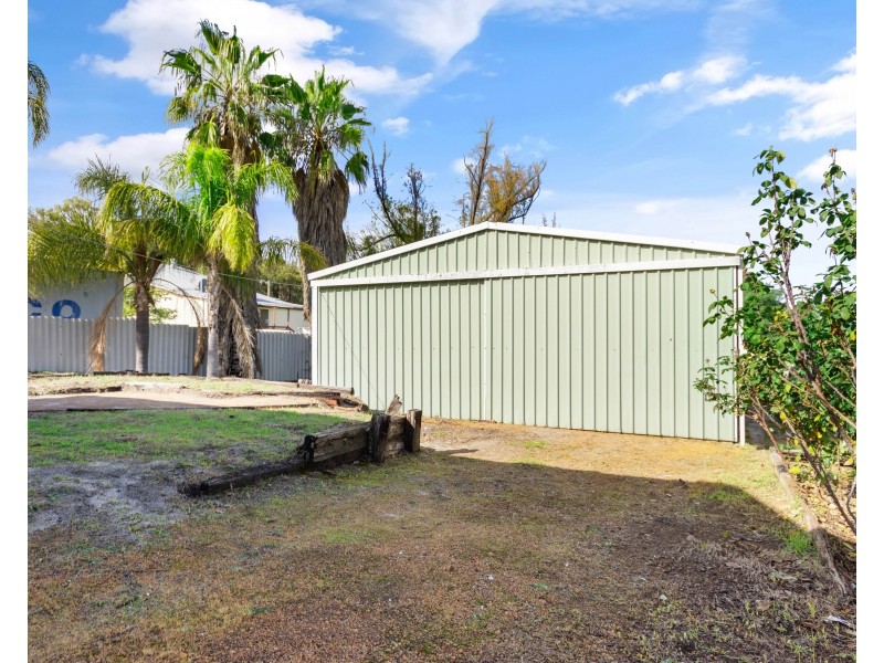 4 Bickerton Street, Collie WA 6225