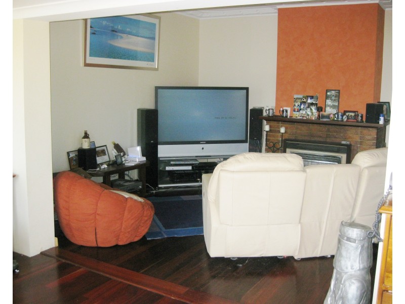 63 King Road, East Bunbury WA 6230