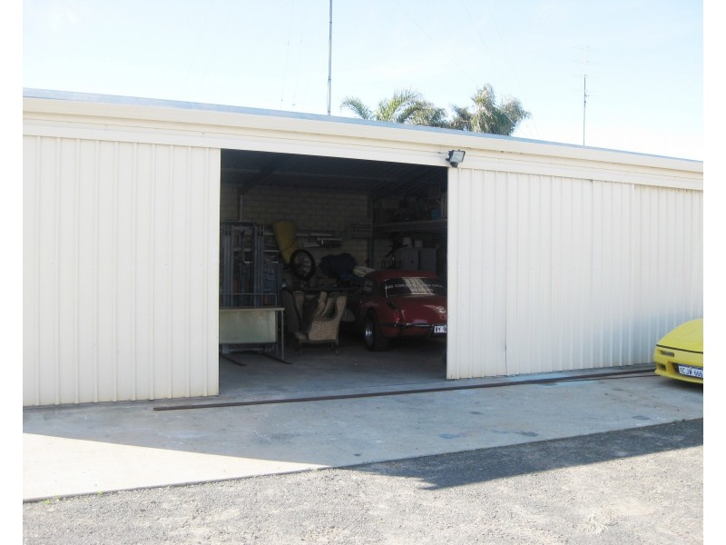 63 King Road, East Bunbury WA 6230