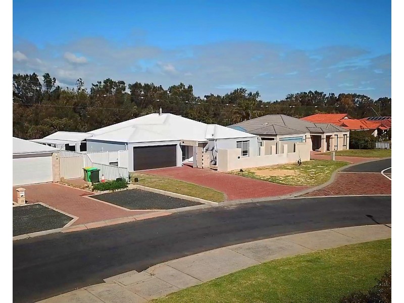 15 Willis Cove, Pelican Point WA 6230