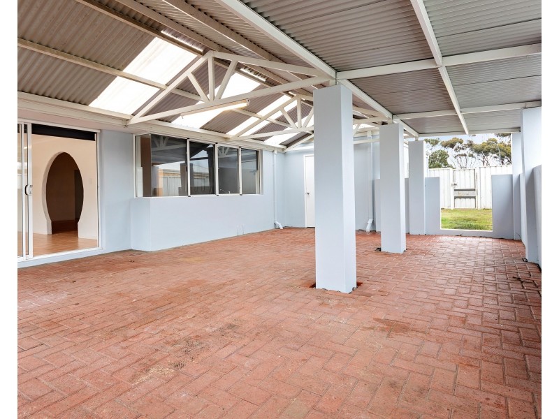 15 Willis Cove, Pelican Point WA 6230