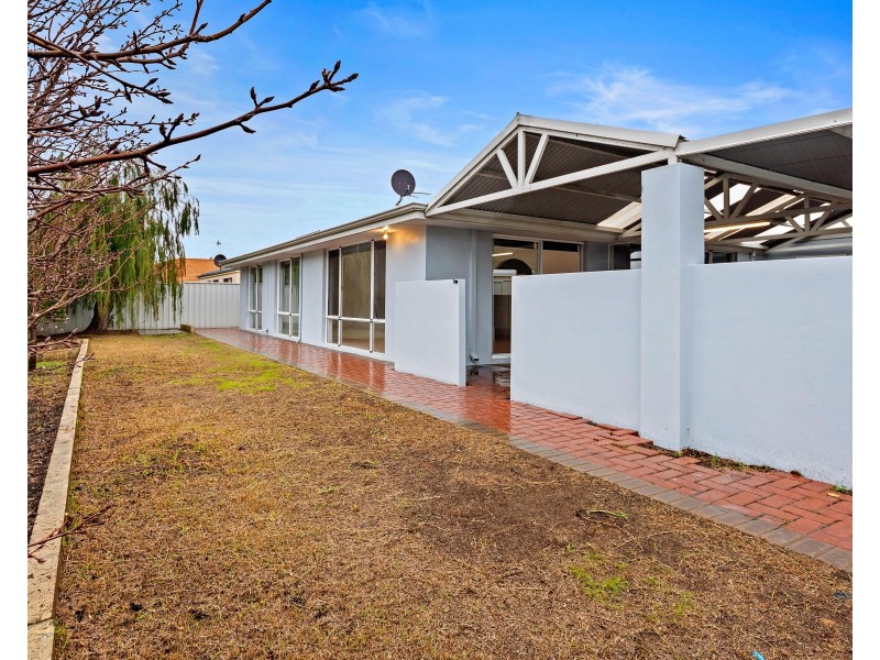 15 Willis Cove, Pelican Point WA 6230