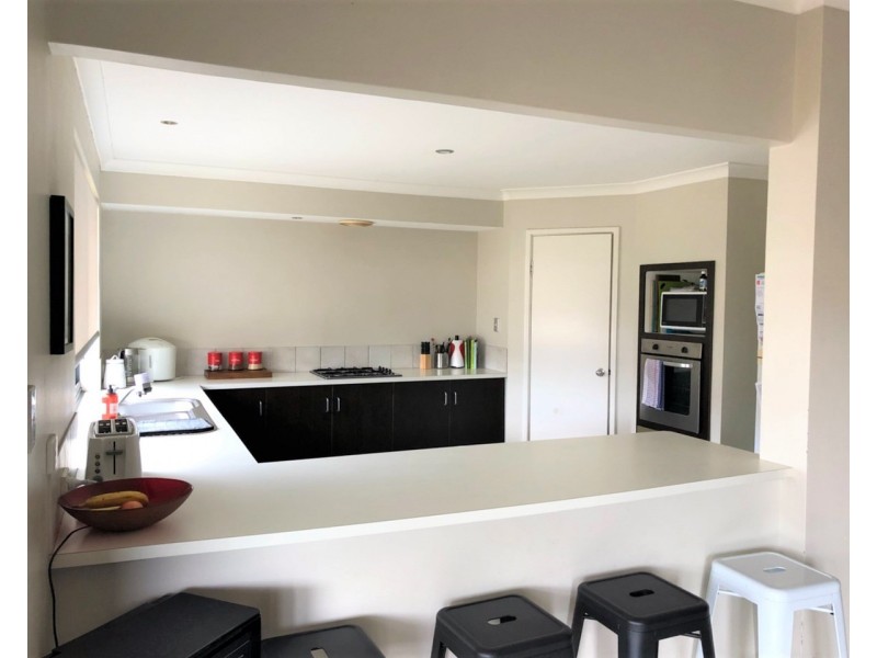 24 Pigeon Rise, Geographe WA 6280