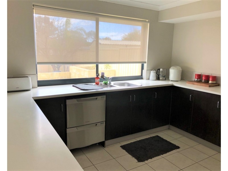 24 Pigeon Rise, Geographe WA 6280