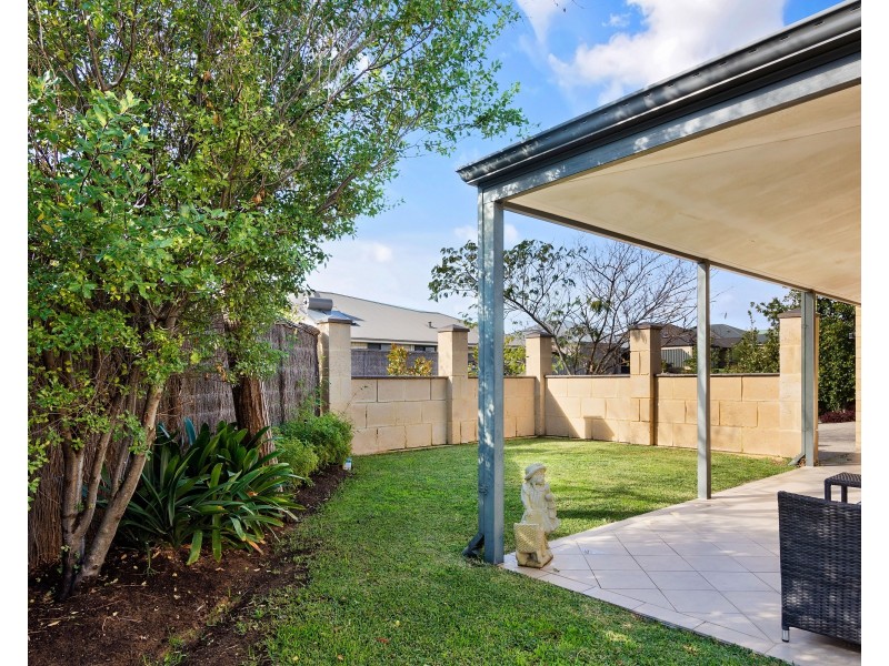 8 Diamond Street, Dalyellup WA 6230