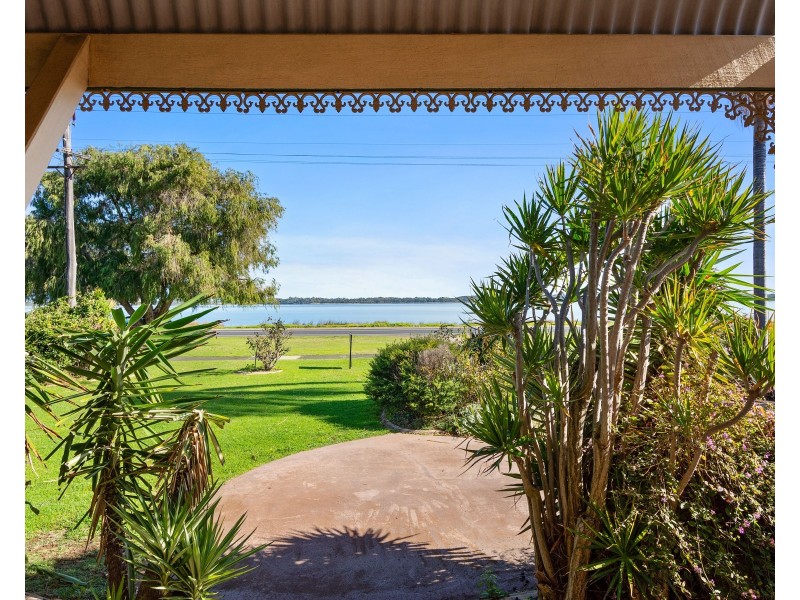 355 Old Coast Road, Australind WA 6233
