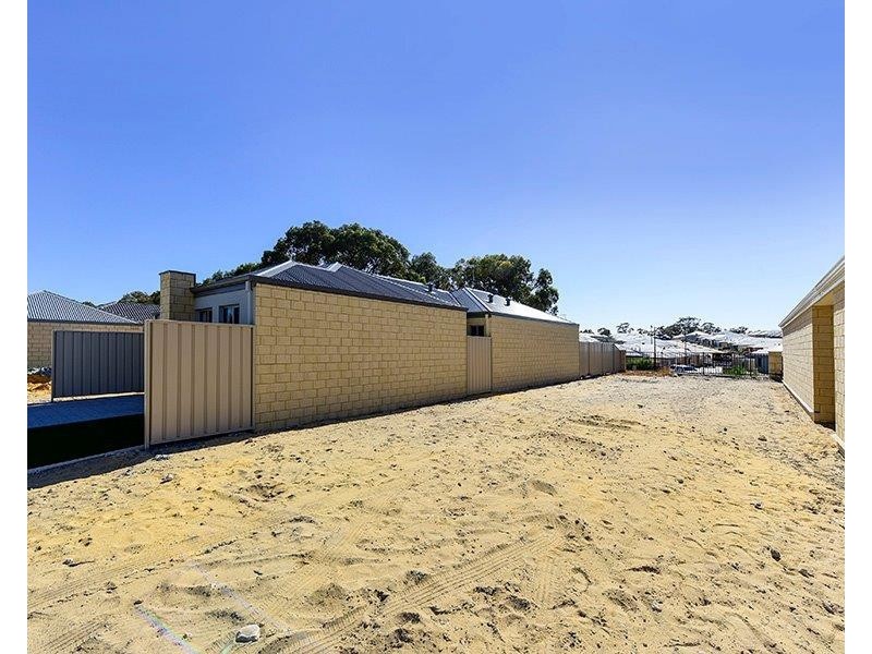 6 Crail Lane, Meadow Springs WA 6210