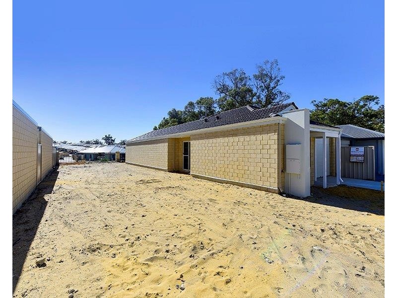 6 Crail Lane, Meadow Springs WA 6210