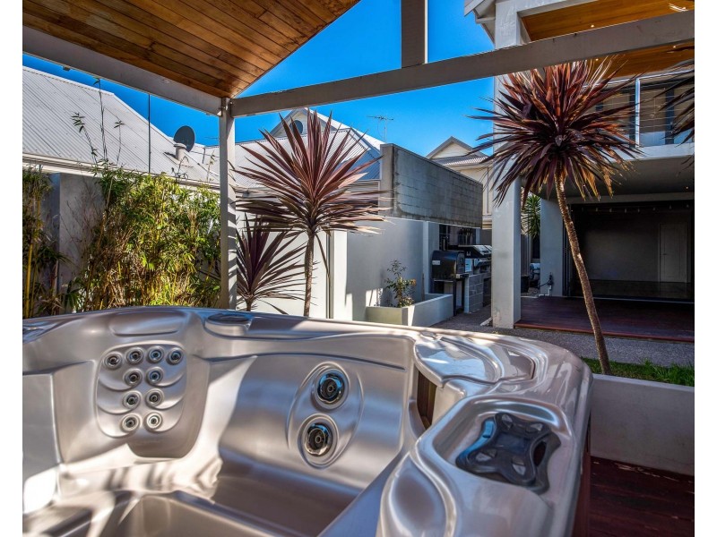 77 Tuart Street, South Bunbury WA 6230