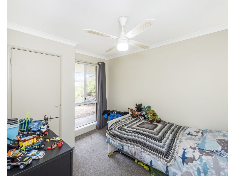 11 Garfield Drive, Australind WA 6233