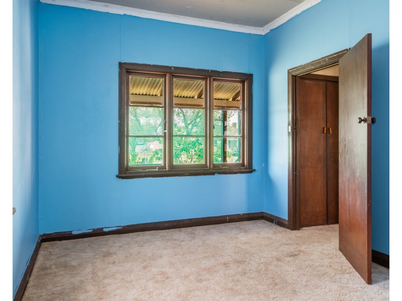 37A Wisbey St, Carey Park WA 6230