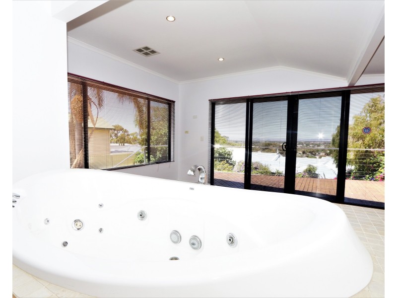 47 Vickery Cres, South Bunbury WA 6230