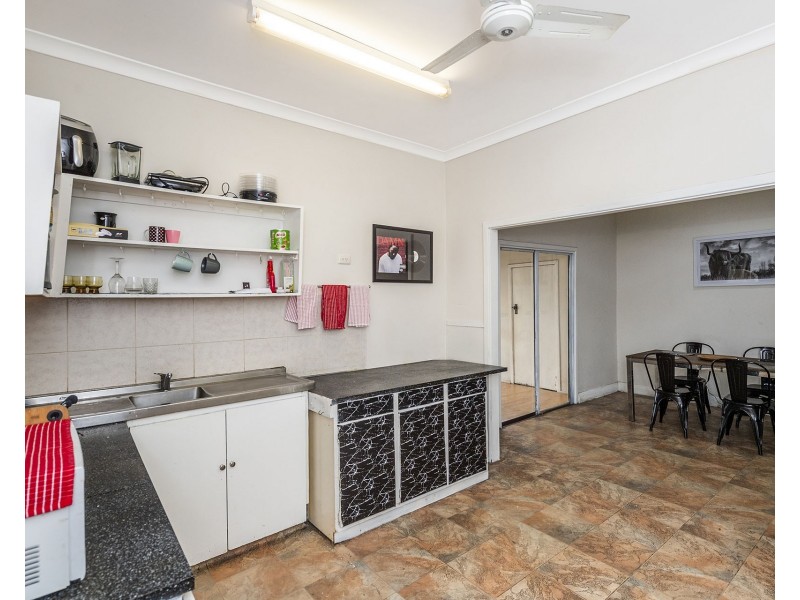 13 Deakin Street, Collie WA 6225