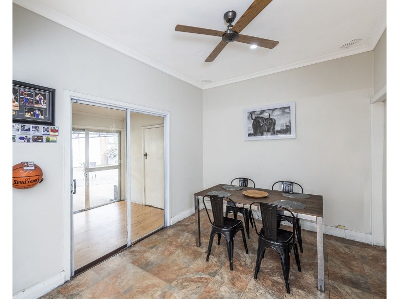 13 Deakin Street, Collie WA 6225