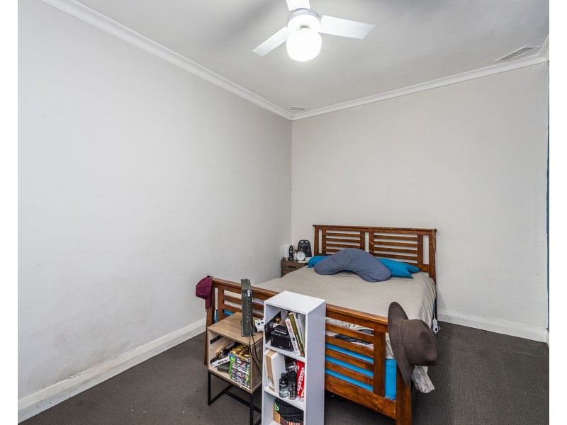 13 Deakin Street, Collie WA 6225