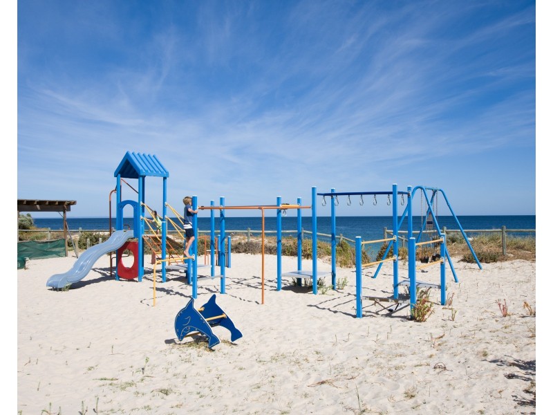 9 Kooraa Rise, Peppermint Grove Beach WA 6271