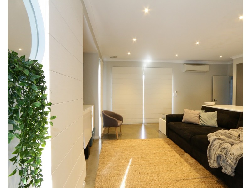 22B Isernia Place, South Bunbury WA 6230