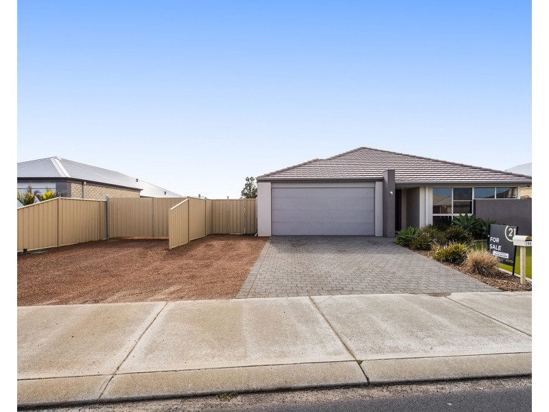 165 Braidwood Drive, Australind WA 6233