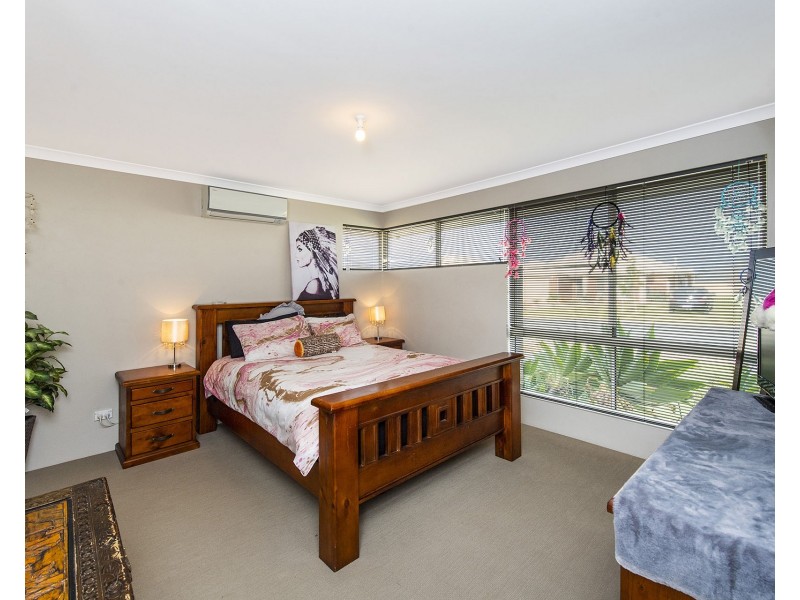 165 Braidwood Drive, Australind WA 6233