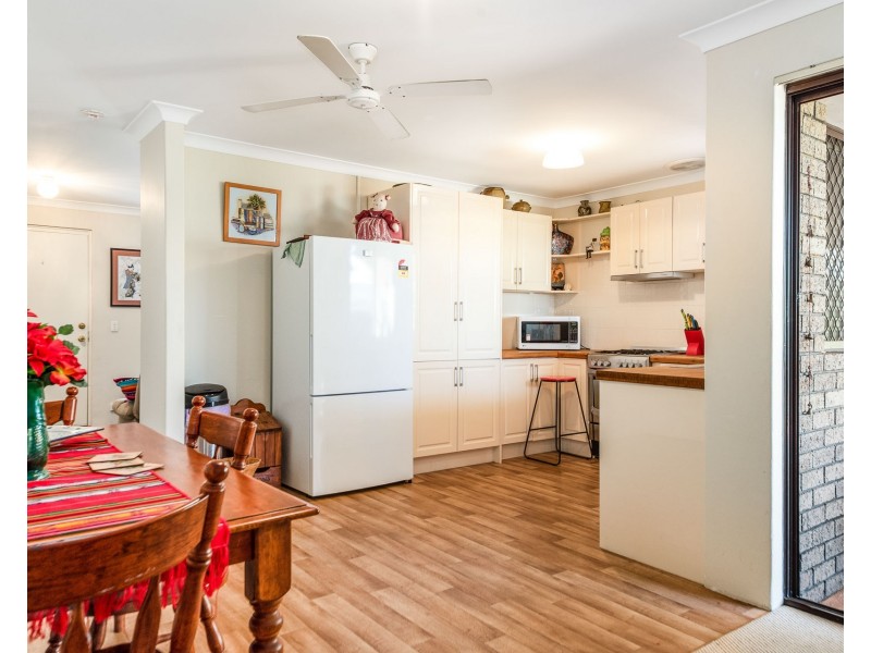 8 Cook Place, Australind WA 6233