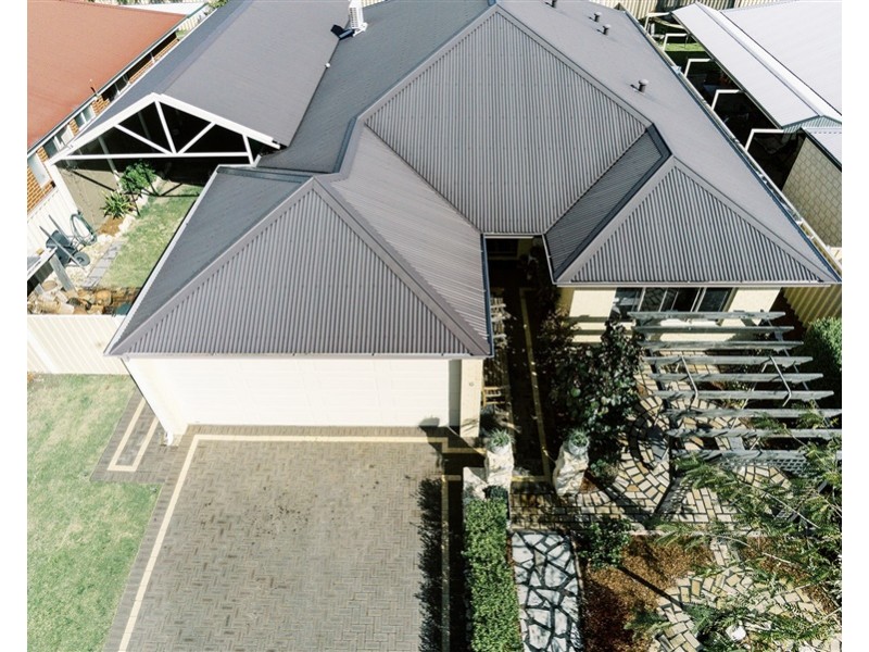 6 Dravite Way, Dalyellup WA 6230