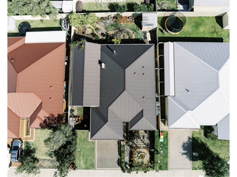 6 Dravite Way, Dalyellup WA 6230