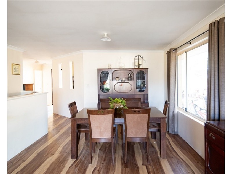 6 Dravite Way, Dalyellup WA 6230