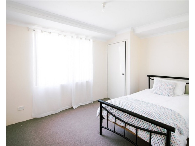 6 Dravite Way, Dalyellup WA 6230