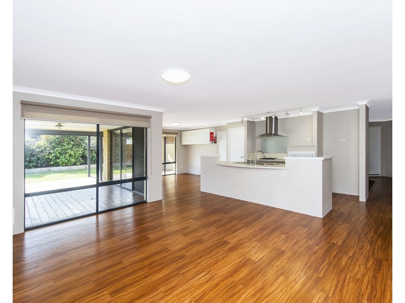 7 Burwood Road, Australind WA 6233