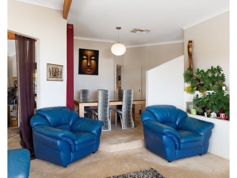 8 Batavia Place, Australind WA 6233