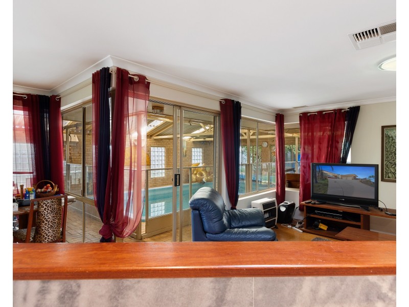 8 Batavia Place, Australind WA 6233