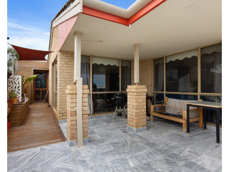 8 Batavia Place, Australind WA 6233