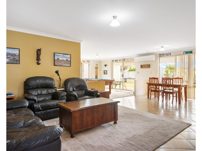 16 Lipizzaner Turn, Eaton WA 6232