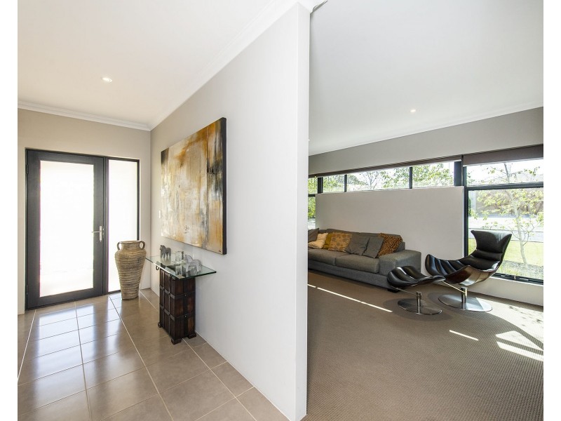 14 Biesiot Street, Carey Park WA 6230